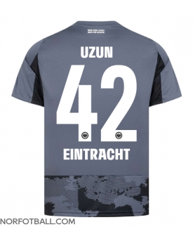 Billige Fotballdrakt Eintracht Frankfurt Can Uzun #42 Replika Tredjedrakt 2025-26 Kortermet Billige Fotballdrakt Eintracht Frankfurt Can Uzun #42 Replika Tredjedrakt 2025-26 Kortermet